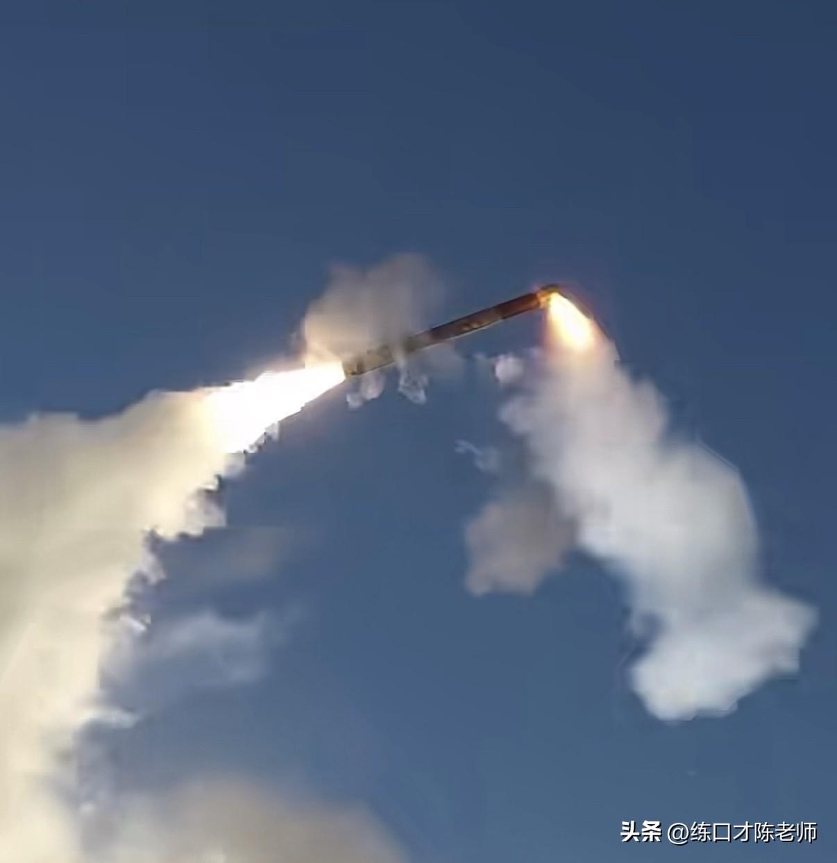 俄军发射51枚导弹倾泻基辅，甚至炸塌卢基扬诺夫卡地铁站天花板！俄军伊斯坎德尔俄军