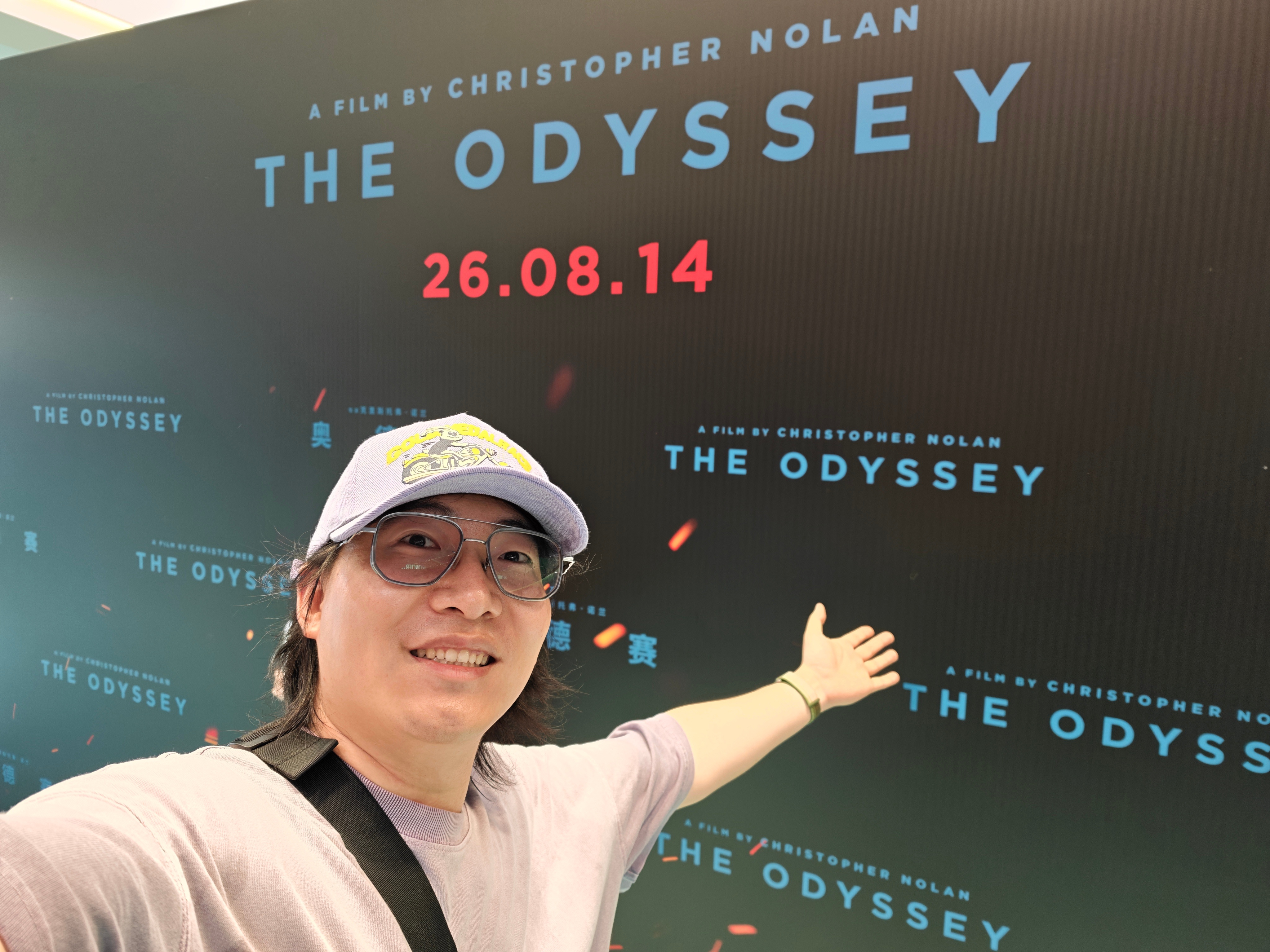 已到环球，准备开始《奥德赛》之旅算上映后至少要在椅子上坐3个半小时，都可以飞到海