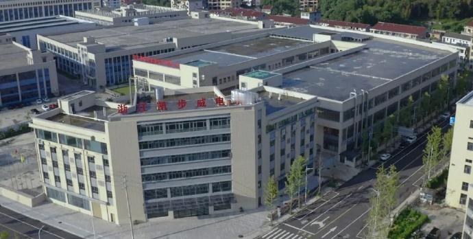 不仅展示中国制造的实力，更期待这项技术能切实解决山区运输等实际困难，用科技创新为