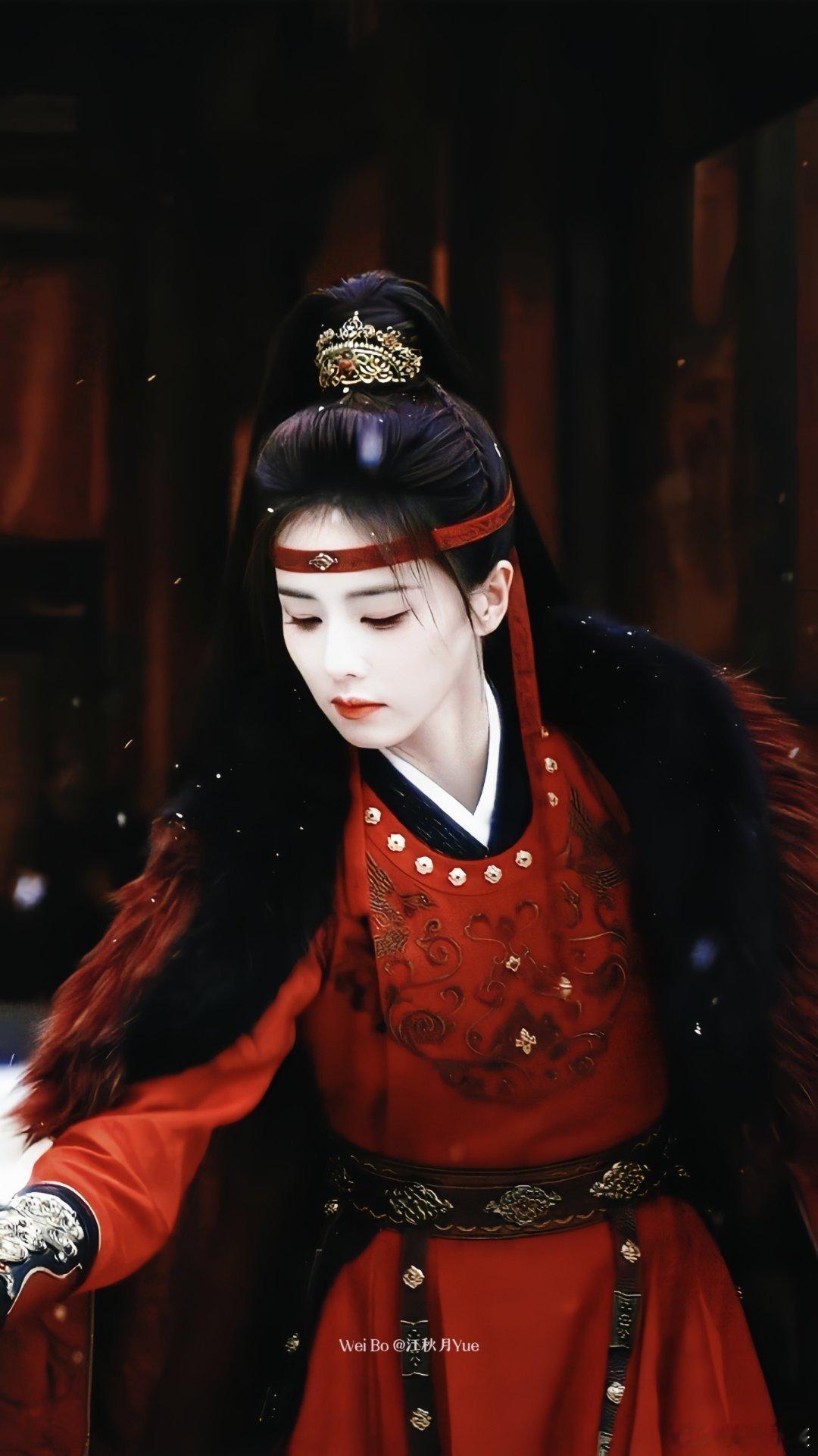 白鹿新剧目睹闺蜜红衣跳城楼唐宫奇案  谁被《唐宫奇案》戳中泪点！白鹿演绎的李佩仪