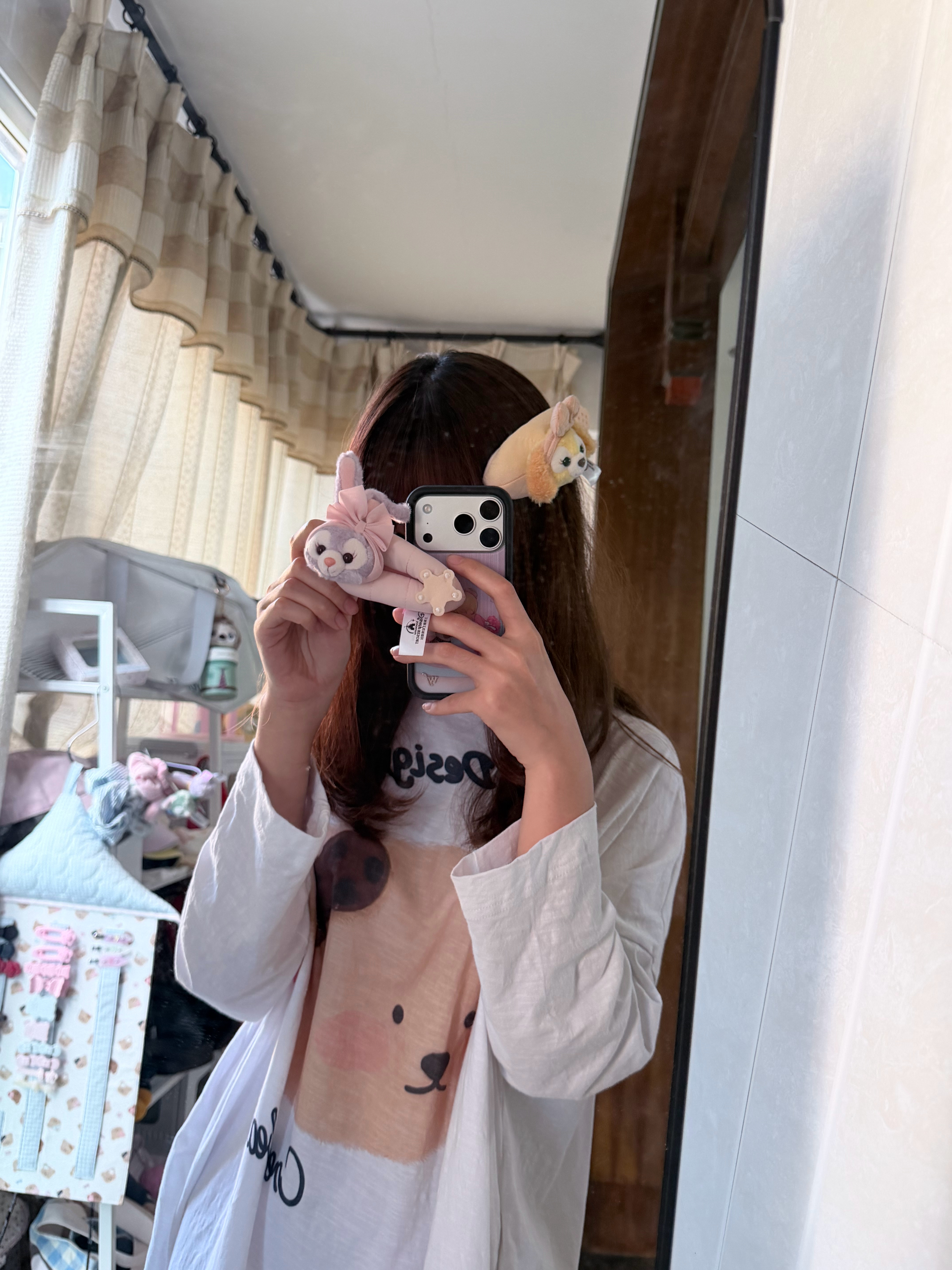 迪士尼特卖的夹子平时舍不得买嘻嘻嘻好大一个哈哈哈哈哈哈 