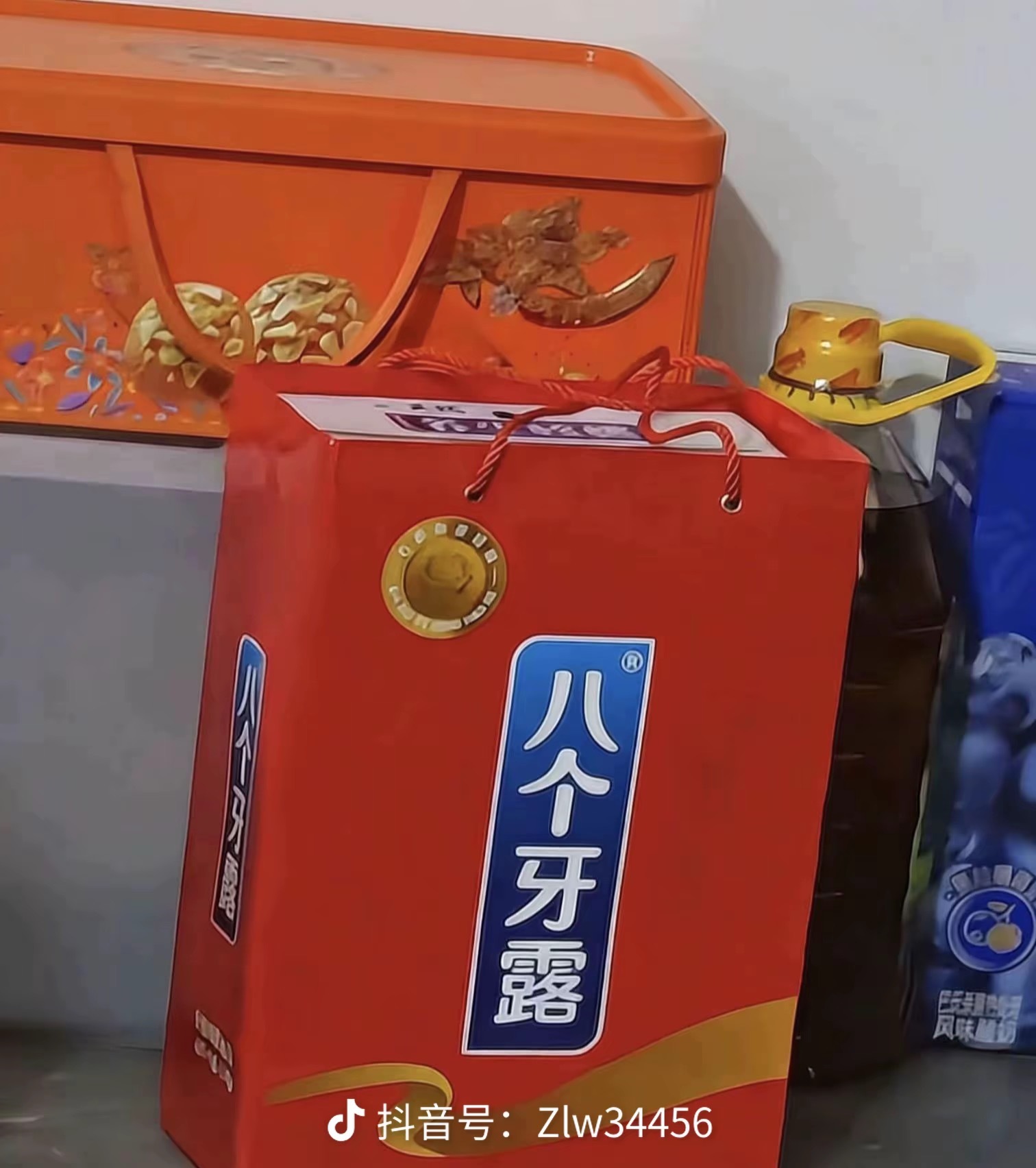 不能只有我一个人看到这些 