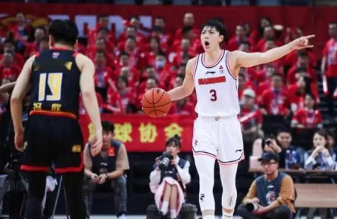 广东客场负深圳的比赛，可以总结为一句话:广东想赢不容易，他们也没有做好赢球的准备