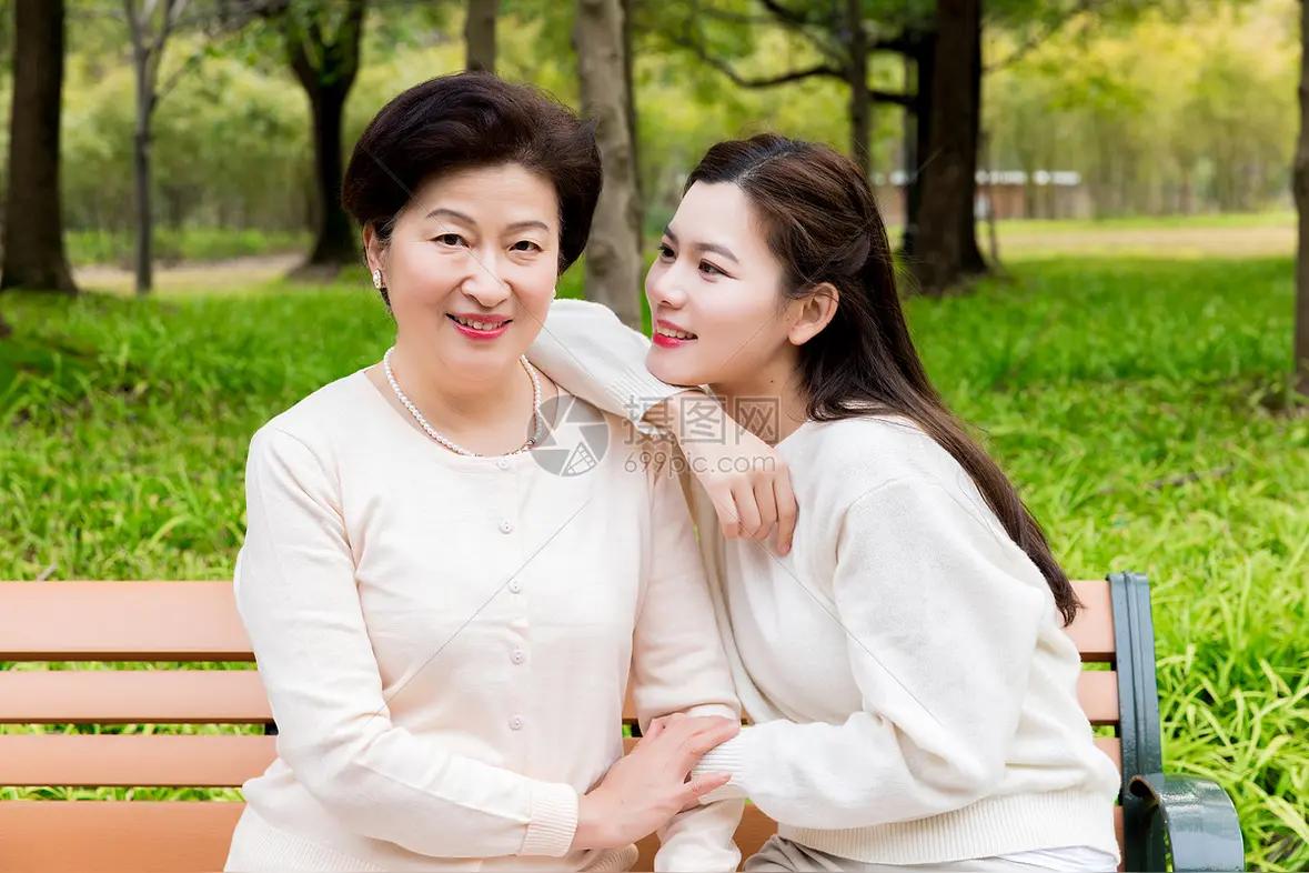 人上了七十以后，无论什么都要悠着点。
古人云，七十古来稀。虽然现在七十以上的老人