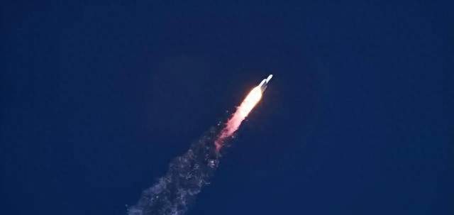 马斯克：星链轨道快被我占满了！中国：没事，我在海南开始下饺子