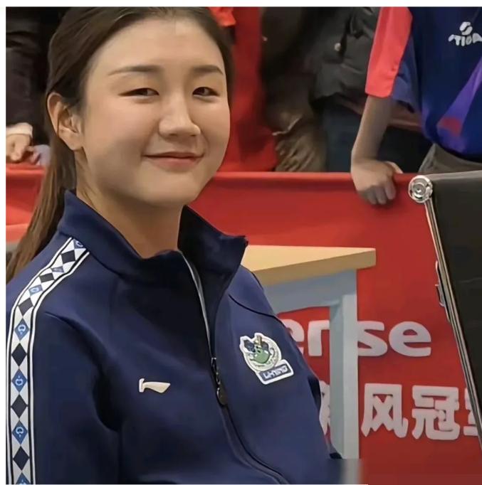 我宣布，
以后坚决不看陈梦比赛了，
不是因为她尬，也不是因为无聊，而是因为实在太