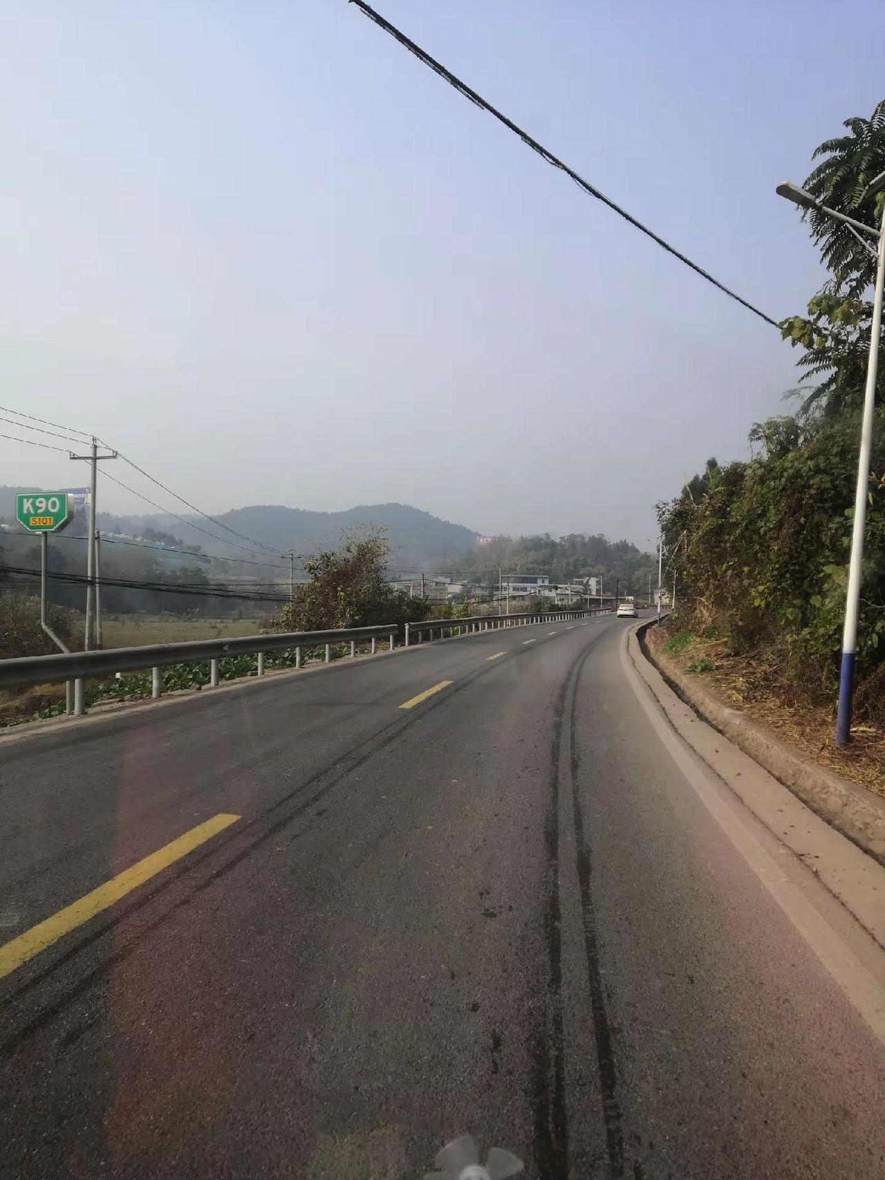 去往冯店上坡路上，我的农村生活 农村生活日常 农村生活的视频