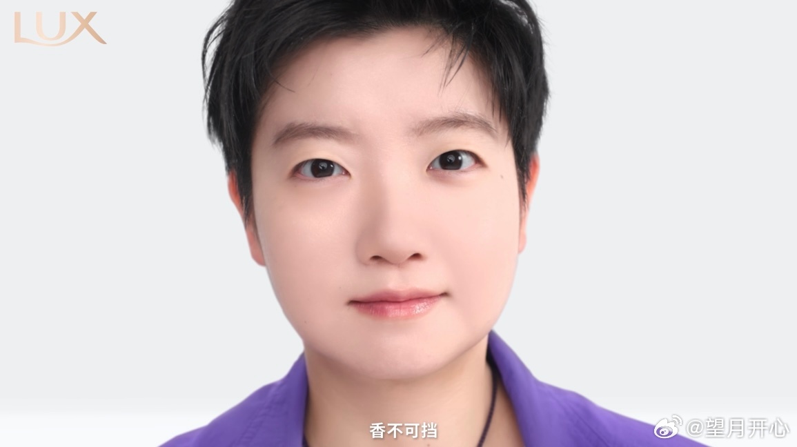 孙颖莎实力真香力士孙颖莎 实力真香飒气难挡上周刚刚结束的国际乒联WTT大满贯新加