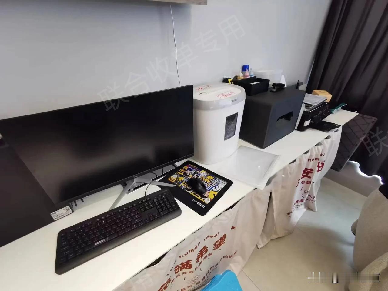 房地产下滑带来的直接影响，
就是不敢消费，
房价涨了，资产增值，有底气消费，
房