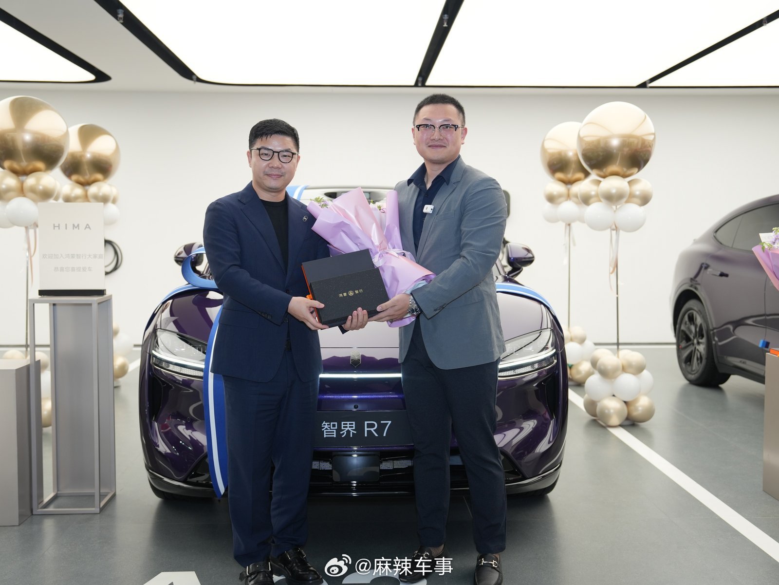 896线版智界R7发布即交付 3月23日，华为春季全场景新品发布会上，何刚发布焕