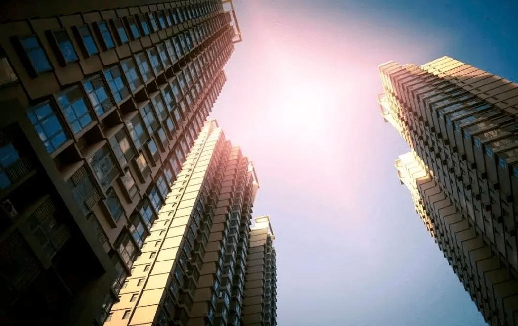 房地产调整期，刚需该上车吗？房子还能当“定心丸”吗？

“安居方能乐业”，住房从