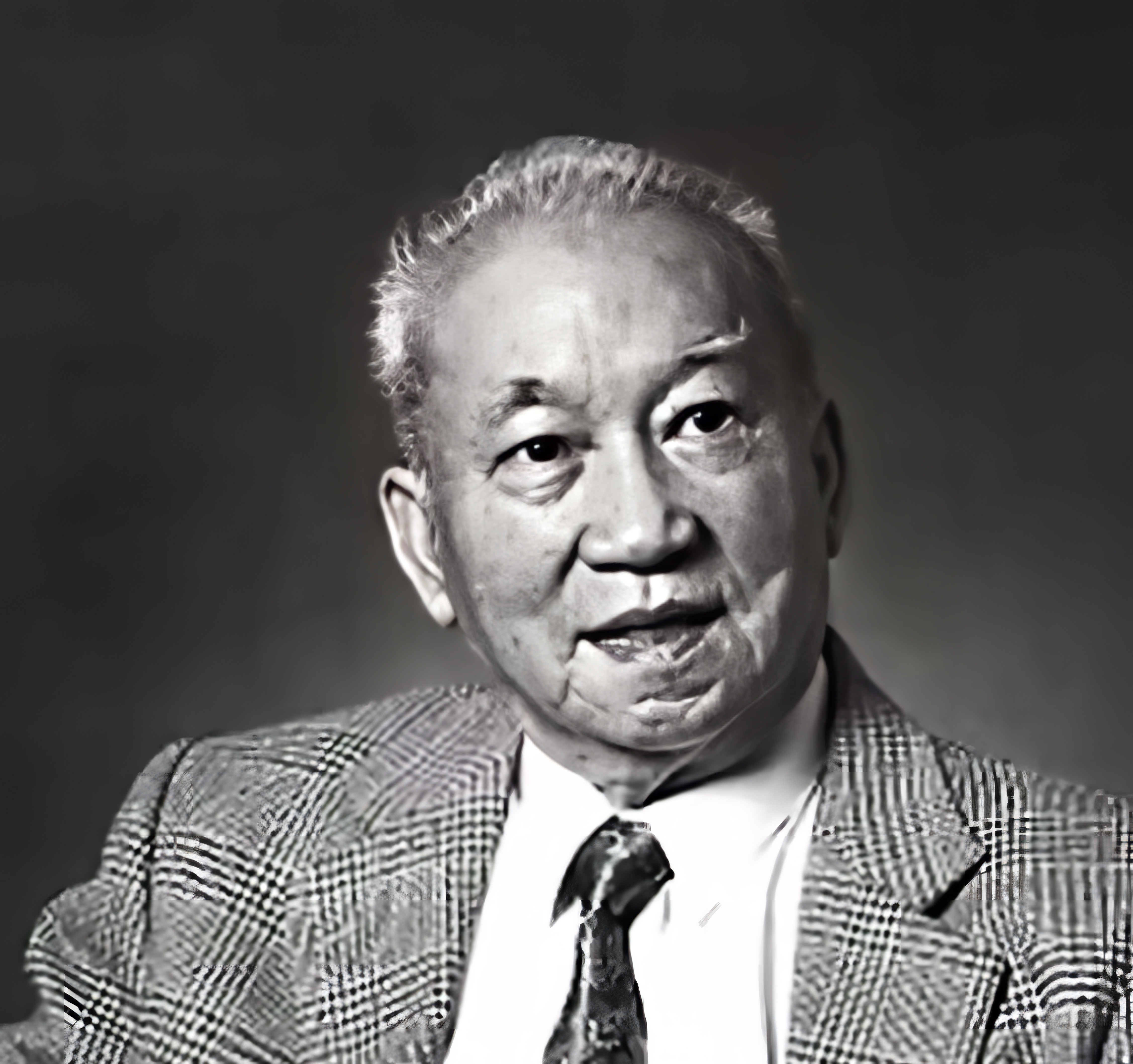 美国波音公司中国藉首席科学家林桦，嘲笑中国科学家梁思礼工资低，梁恩礼霸气回怼：