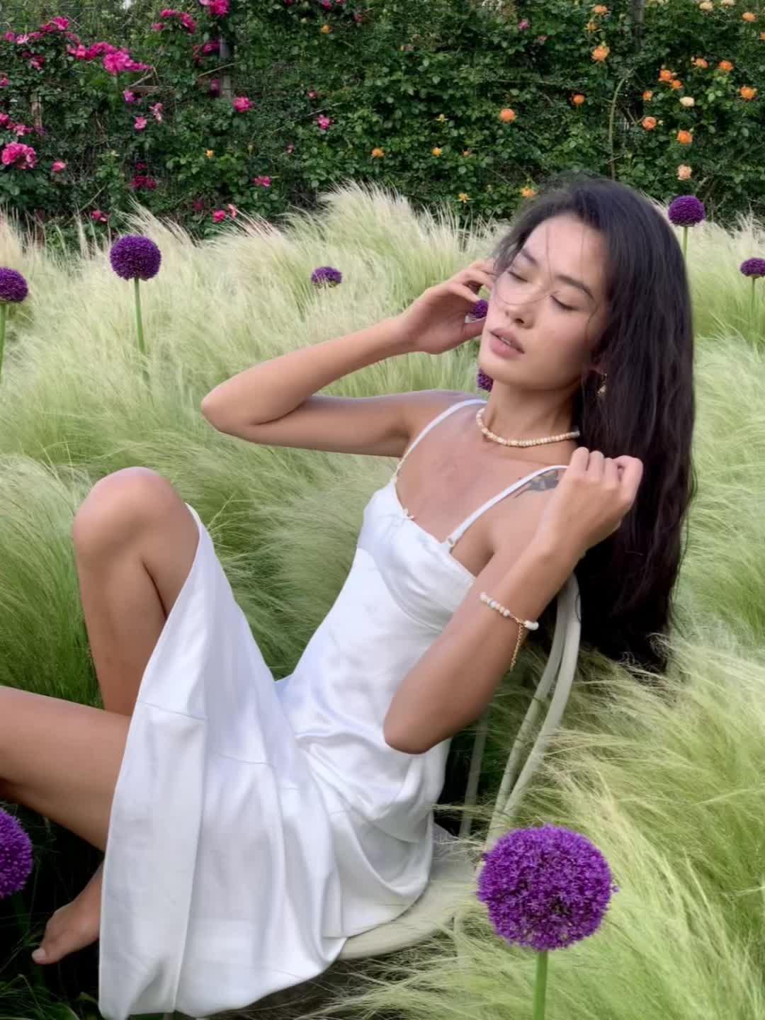 浪漫的是 夏日的风和漫无目的的我