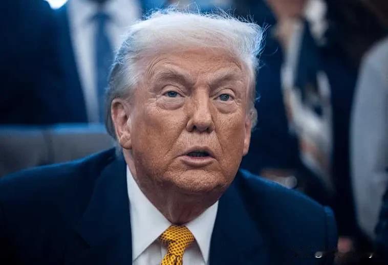 特朗普表示延长停火，直到伊朗各方给出一个统一的方案！

双方剑拔弩张之际，再次偃