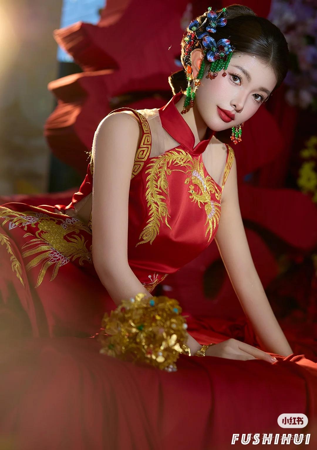 晒图笔记大赛美女旗袍穿搭写真