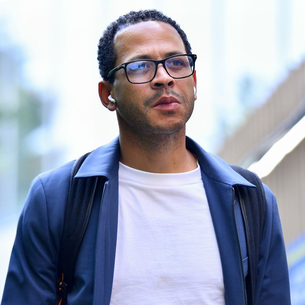 🚨据了解，关于利亚姆·罗塞尼尔的进一步谈判要等到本周末法甲联赛客场对阵尼斯的比