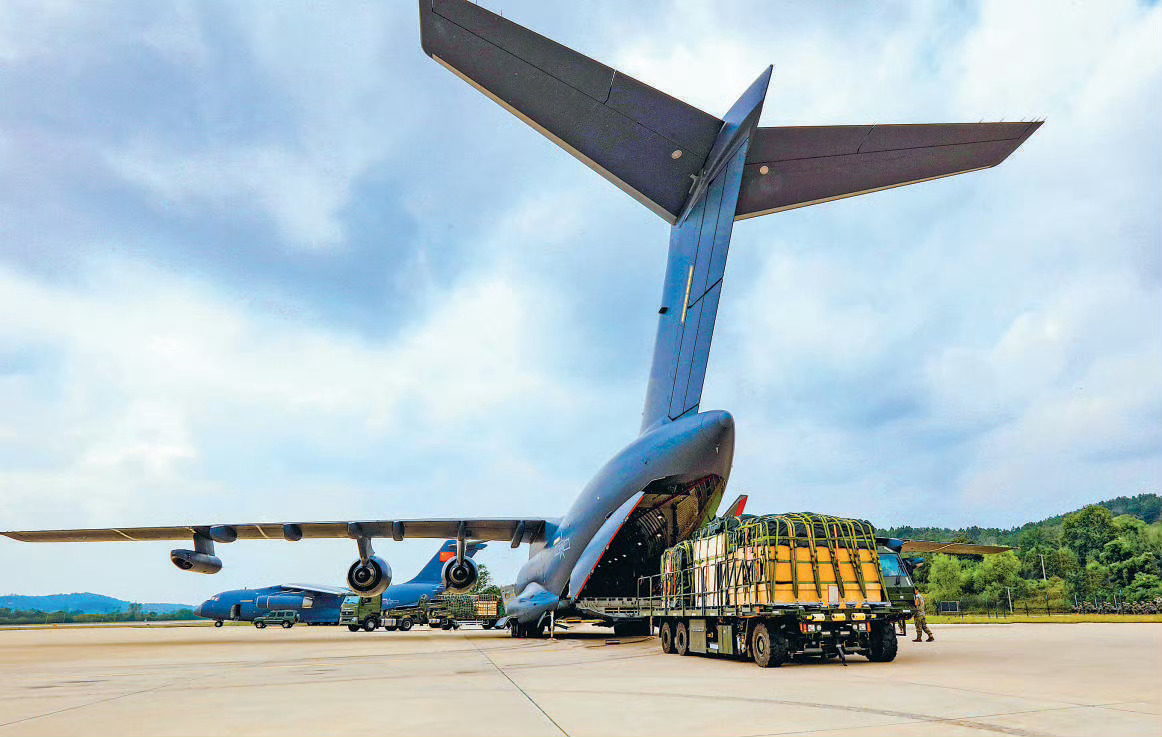 Y-20B，MRTT构型就是方便快速切换，多用途能力对运输机部队也提出了更高要求
