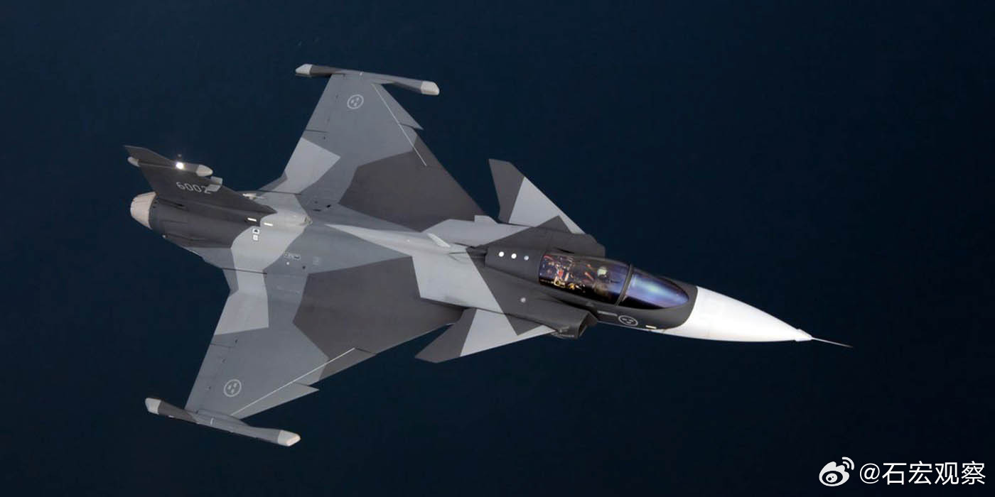 瑞典萨博CEO迈克尔·约翰逊表示，瑞典计划在乌克兰开设一家JAS-39...