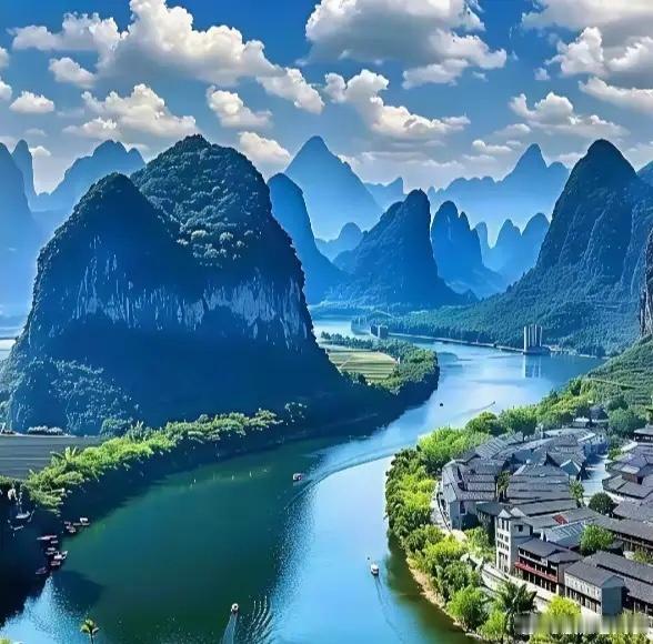 下周板块机会下周行情大概率还是结构性轮动，很难全面普涨，即便有板块反弹，也只是局