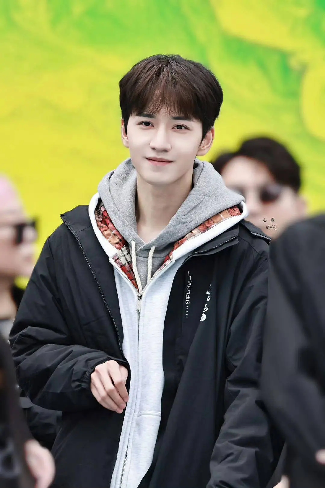 王弘毅樊振东是一种风格的长相吧，都是男大 ​​​