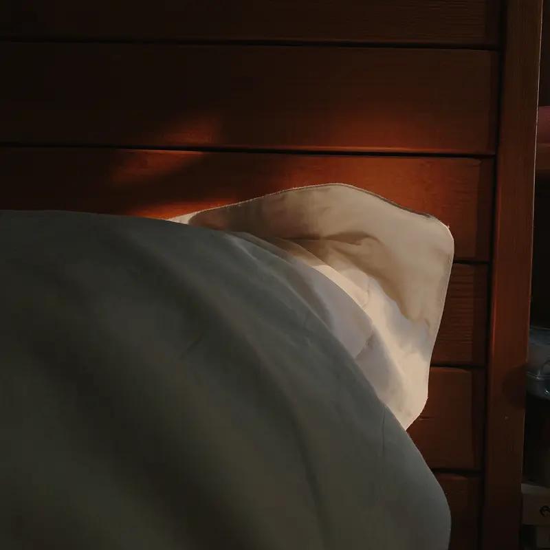 从挫折里学到的坚韧、清醒与分寸，是别人永远拿不走的珍贵本事，能助我们在成长路上稳