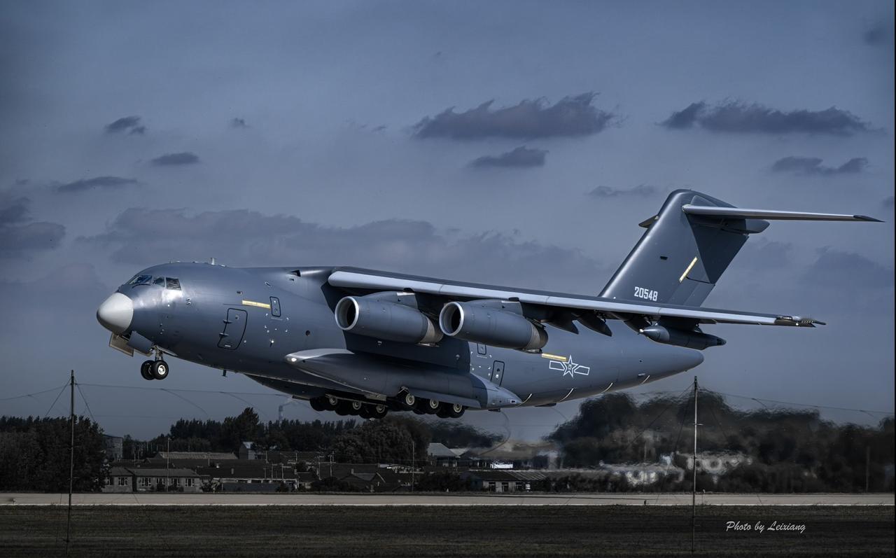 运油20的吨位虽不是最大，但现场的气势足够，能把情绪价值拉满！
长春航展依旧没有