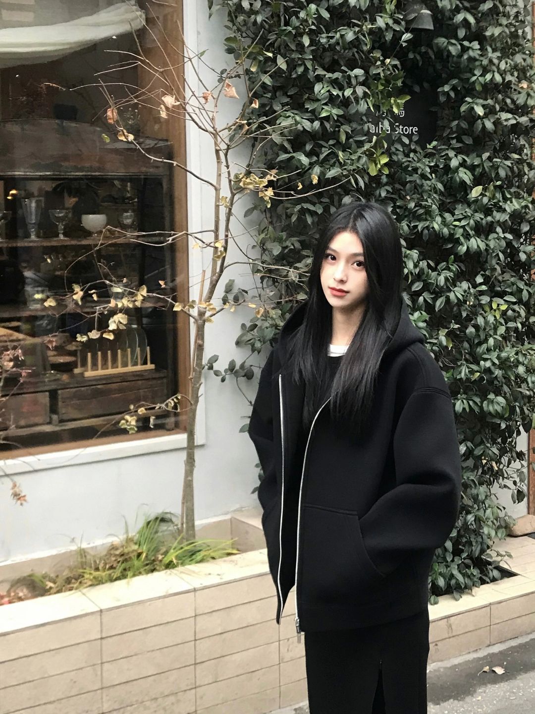 ☡zᶻ ᶻ 𝗓 𐰁