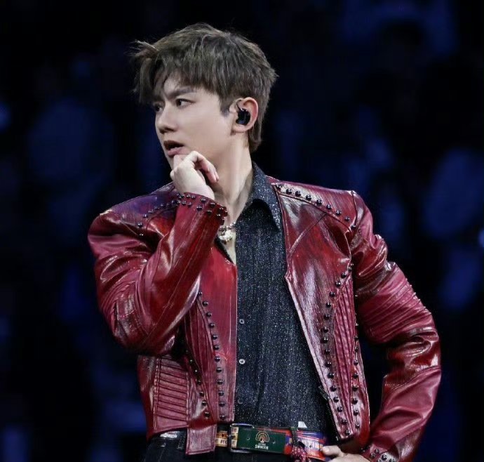 真解气！看娜姐为杰哥正名。时间是最好的答案，真诚唱歌的人永远值得。谢娜 张杰一辈