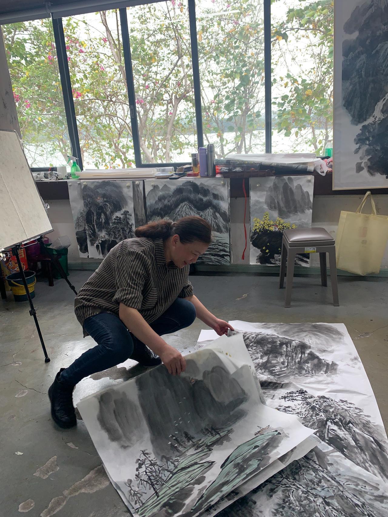 郑立杭：我的临摹学习收获。

一年前偶得张老师画册，爱不释手，每日翻看，也提笔临