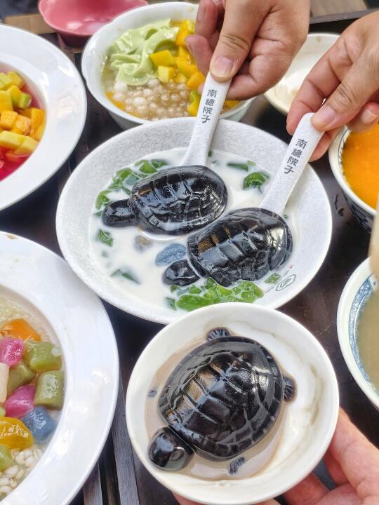 南宁的南宁的｜糖水控的快乐老家！🍡🍨