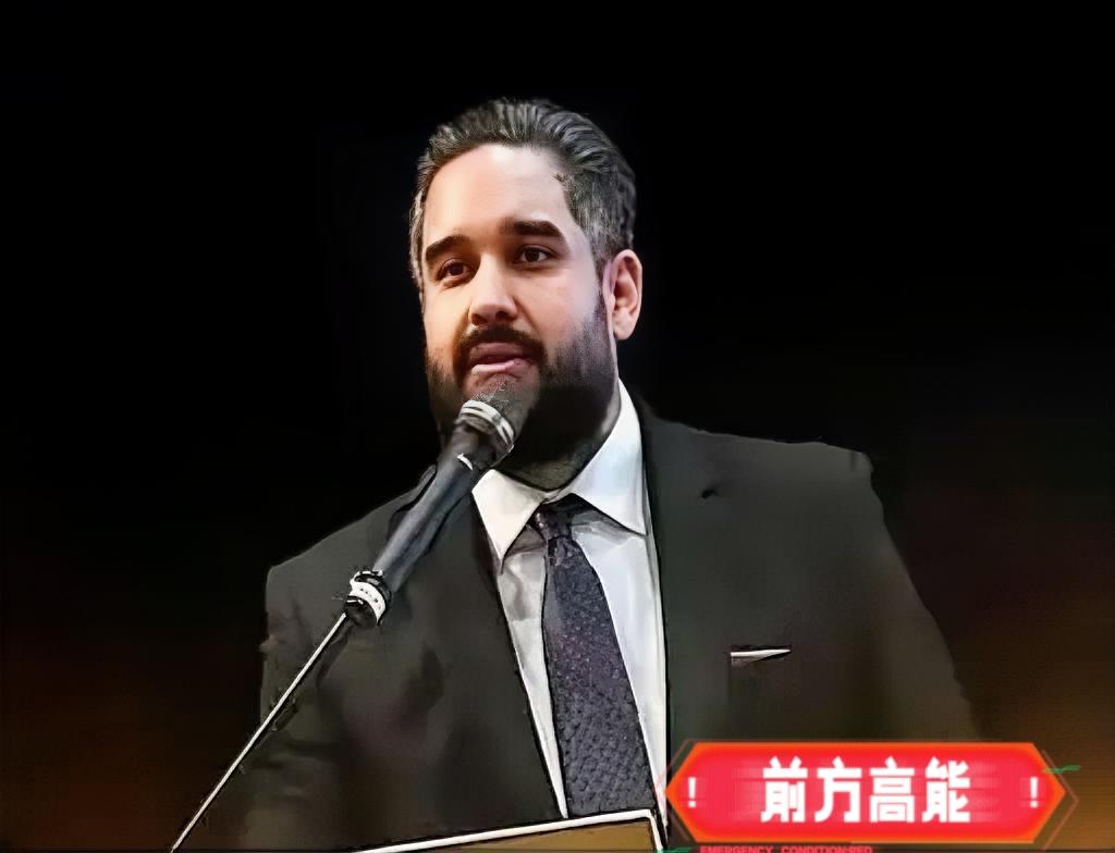 马杜罗狱中近况曝光：从单人牢房到19人集体囚室，美方的攻心战仍在继续
 
很多人