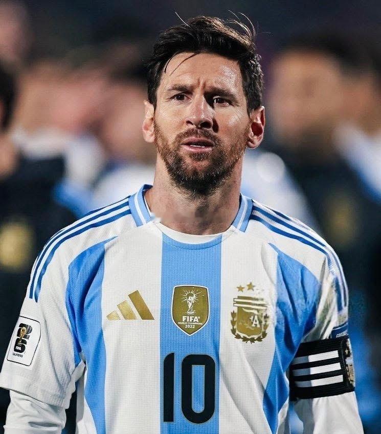 梅西说当时退出国家队很后悔他因足协不作为和家人受舆论攻击选择退出，但很快复出并带