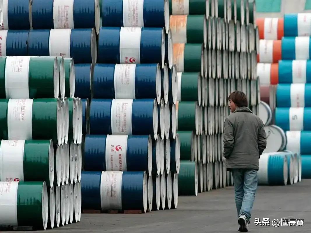 石油为何会以桶而不是吨作为单位？？