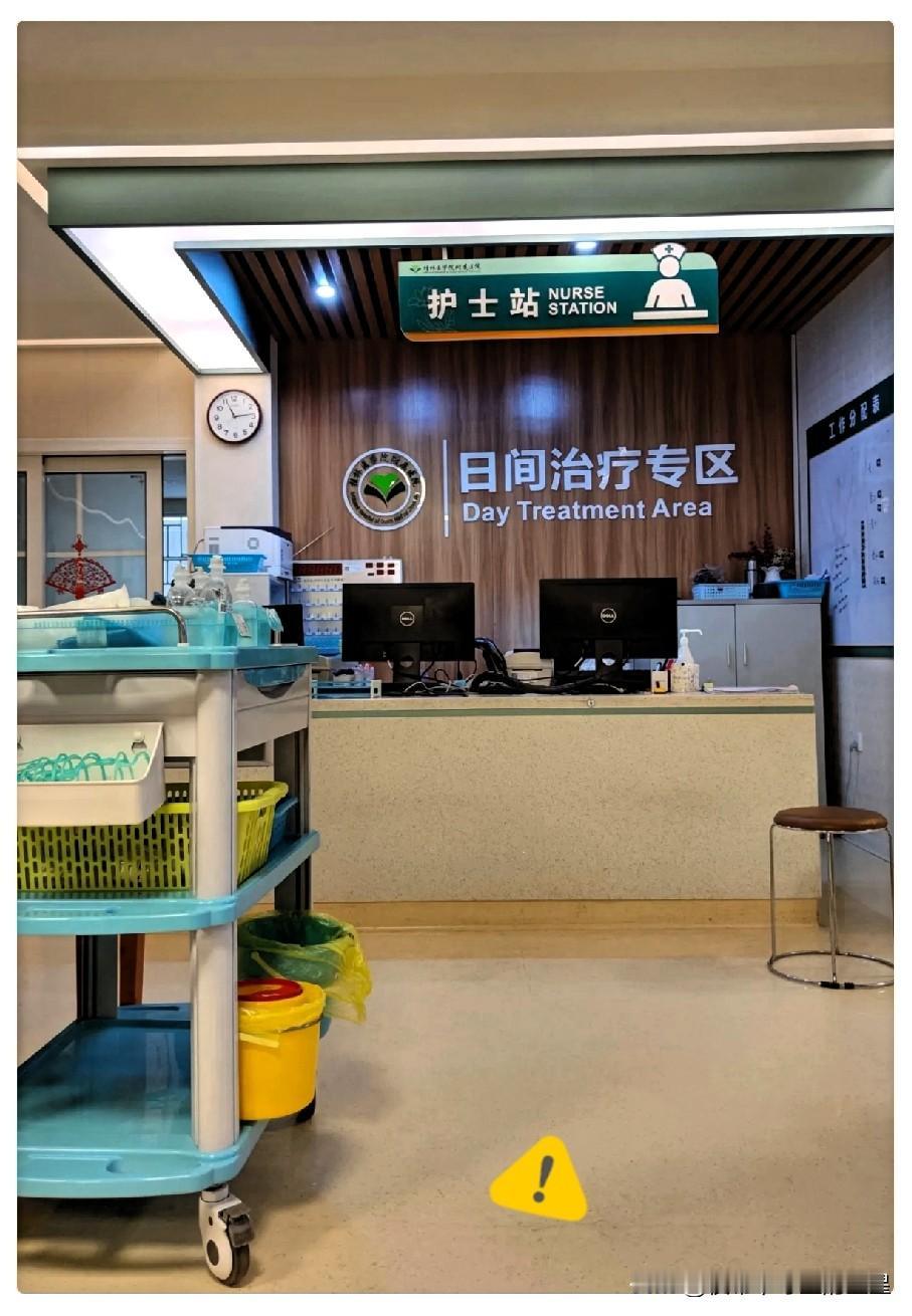 我邻居的儿子26岁，今天火化了。

大学毕业后他扎在北京打拼，天天熬夜加班熬到两