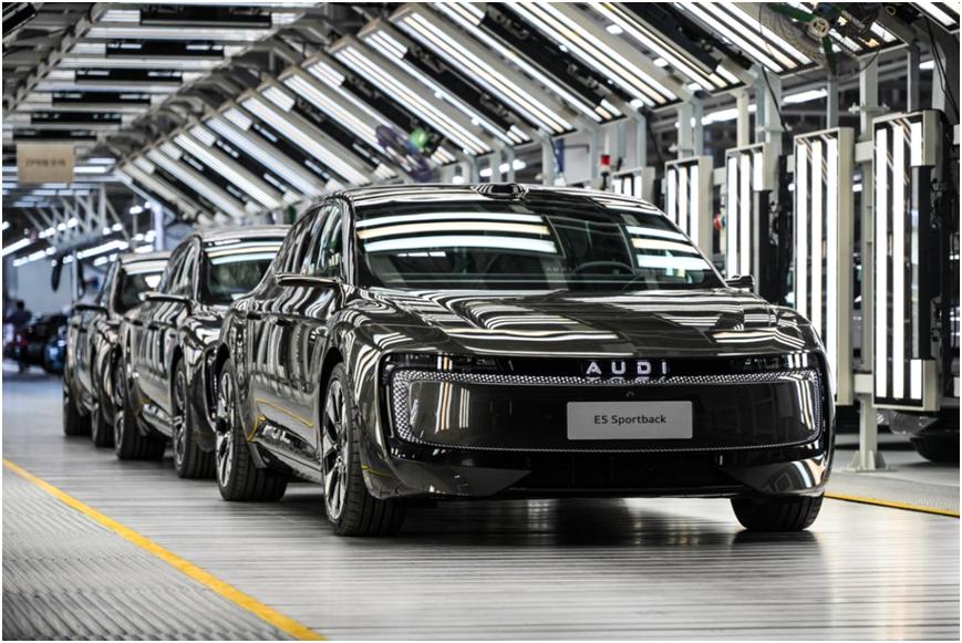 奥迪E5 Sportback ：23.59万起的“反传统”出击，豪华电动市场要变