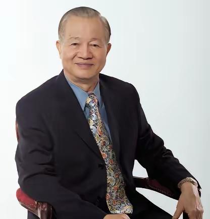 曾仕强先生对台湾未来的预言：“台湾会由一位出人意料的人物，以一种始料不及的方式解