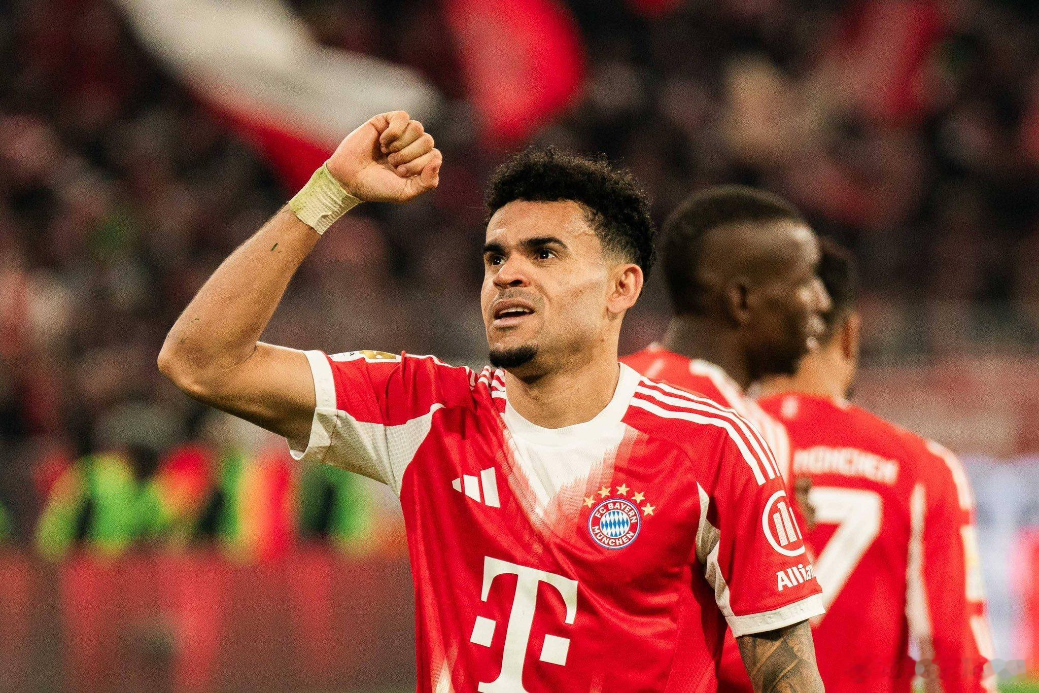 🚨🔴拜仁體育總監克里斯托夫·弗羅因德，談路易斯·迪亞茲 ：“他絕對是我們簽下