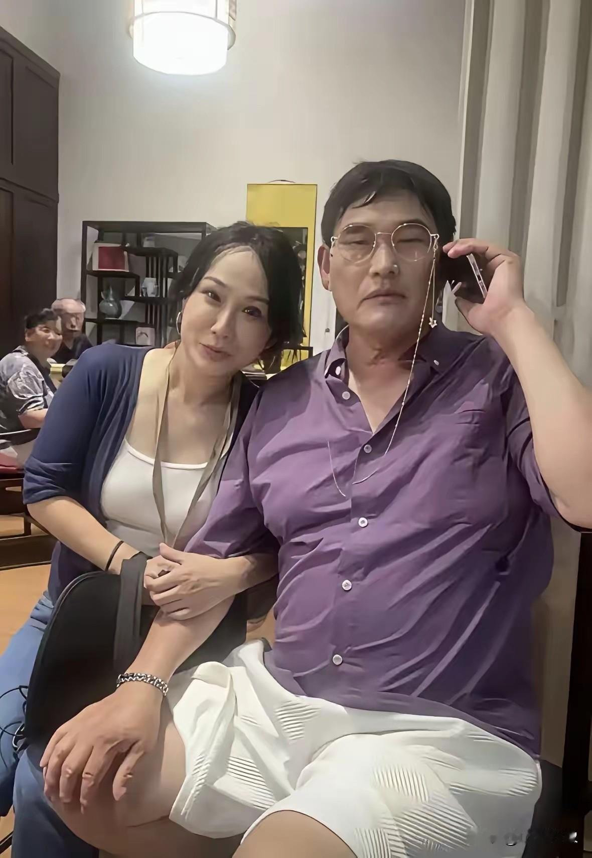 大衣哥你是给玉华打电话吗？
