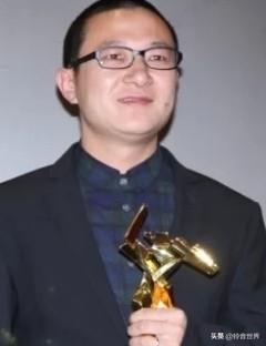 这两位顶流摄影师，真的让大脑混淆了好多次，常常把他们的婚姻故事混为一谈，后来逐渐