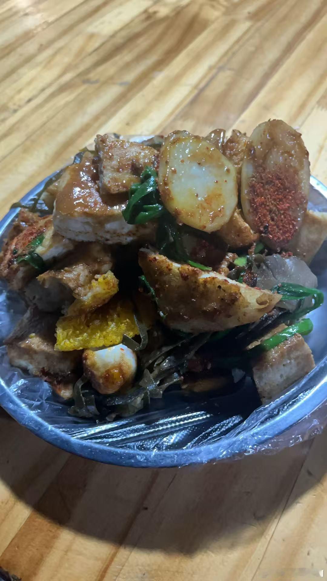 每日一餐分享 有一说一，还是路边摊的这种炸串好吃 