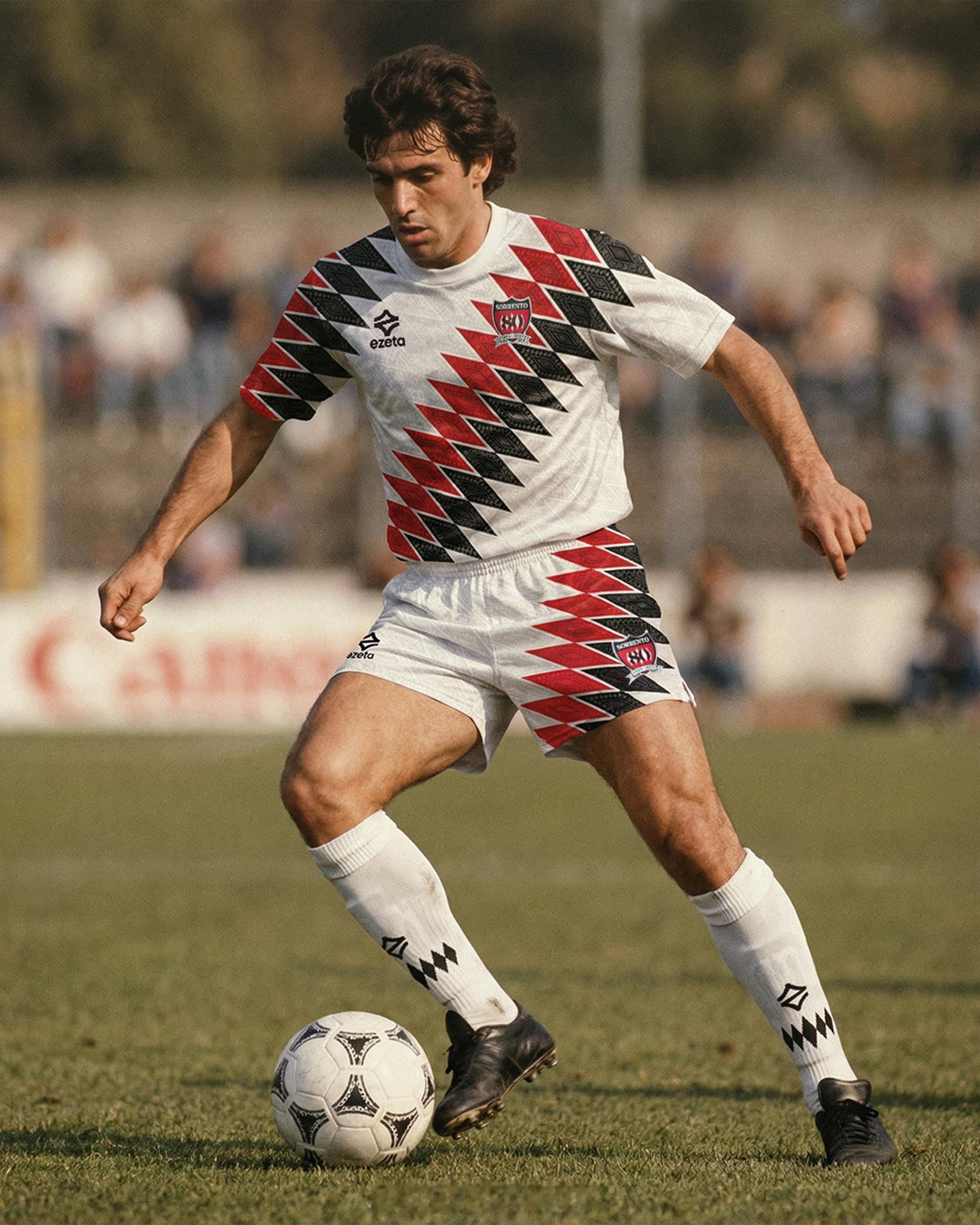 ASD索伦托俱乐部80周年特别版球衣。贤聊球衣 球衣资讯