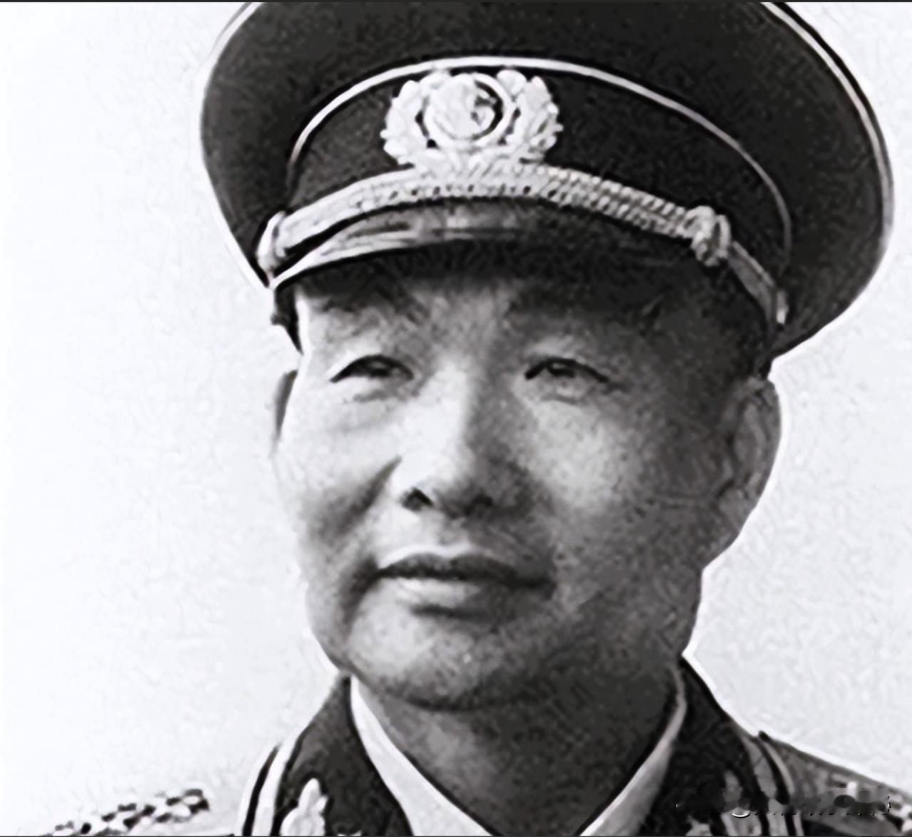 1935年，在遵义城，红军仅仅抄了一个黔军师长的家，物资紧缺的问题，基本得到解决