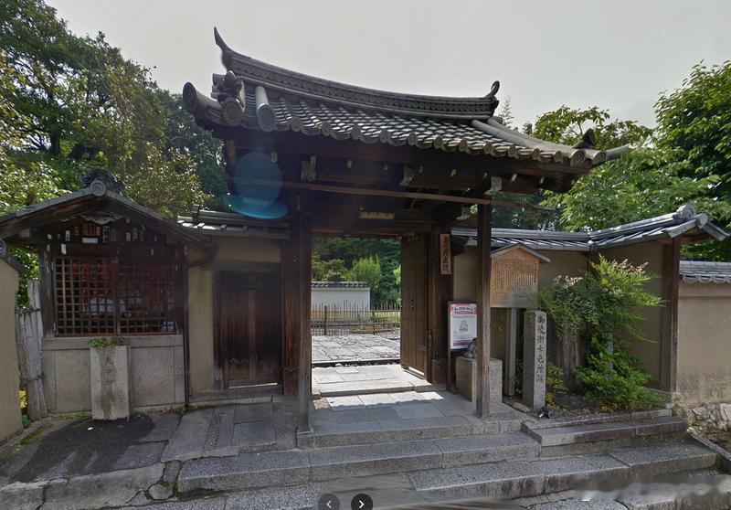 京都高台寺塔头月真院发生火灾 火势已受控 暂无人员伤亡海外新鲜事 当地时间今天（