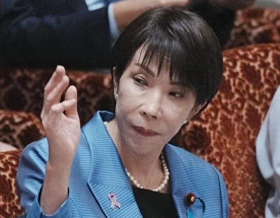 高市早苗改组内阁，拉极右翼上台执政，日本这艘船要往哪开