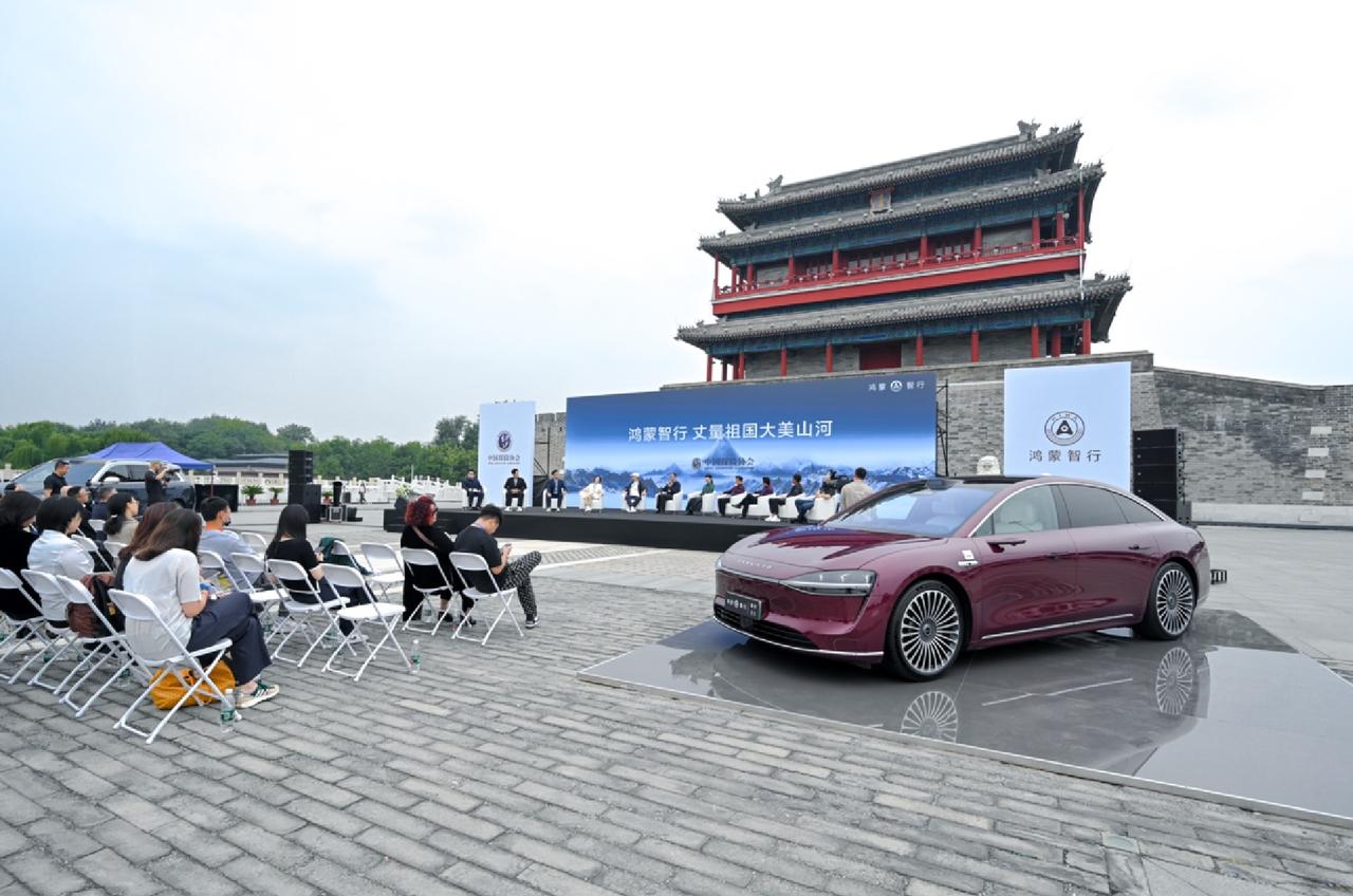 作为资深自驾游爱好者，我曾经驾驶着越野油车，历经千辛万苦，环游了整个中国。但看到