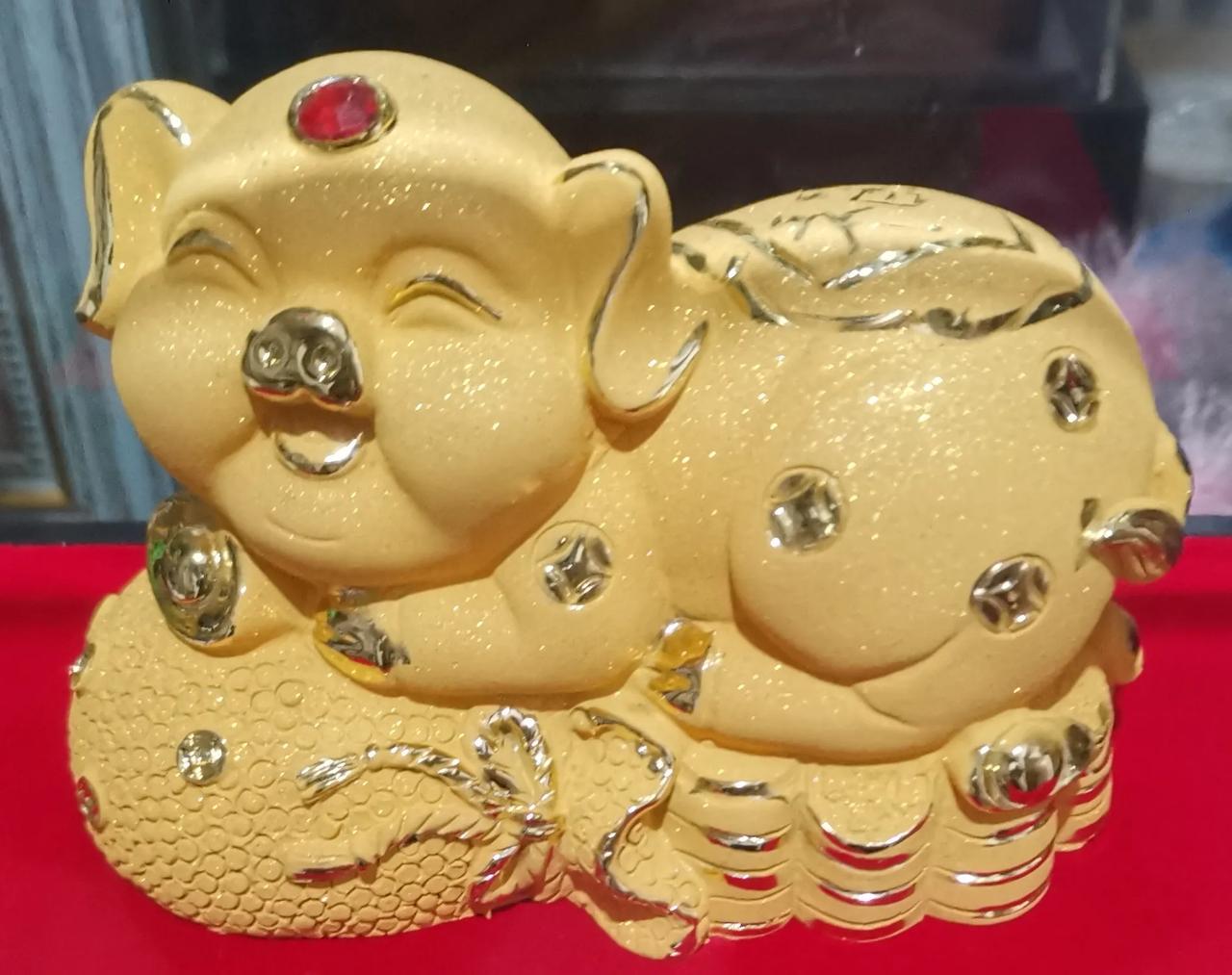 金猪送福

猪年的赠品，
是不是很美？
很可爱！
#爆料#