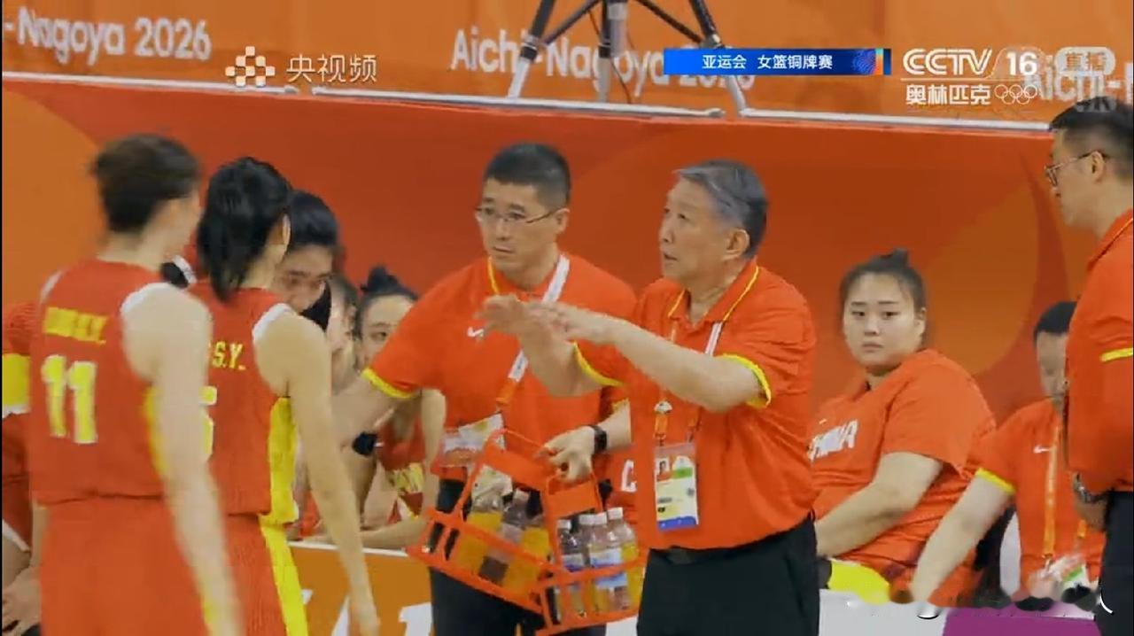 铜牌到手，宫鲁鸣的总结可以不写了。青黄不接的中国女篮亚运会第三名完全可以接受，因