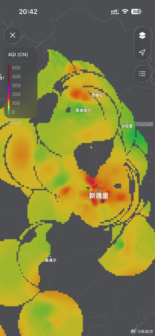 用iOS内置的天气app时，无意中看到德国的空气质量（图1），竟然那么大一片红色