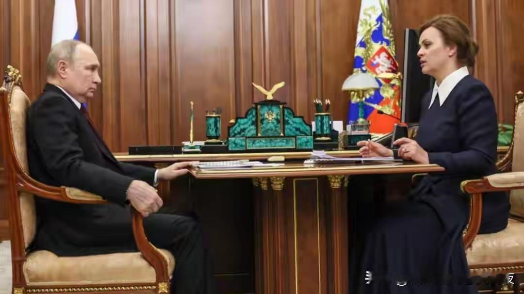 普京对亲侄女有了新安排，有个艰巨的任务一定要办成