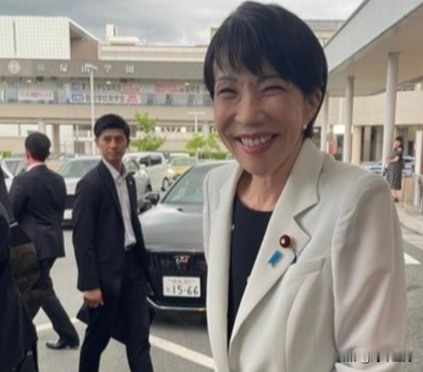 高市早苗当选自民党总裁。
她是自民党历史上首位女性总裁，将成为日本历史上首任女性